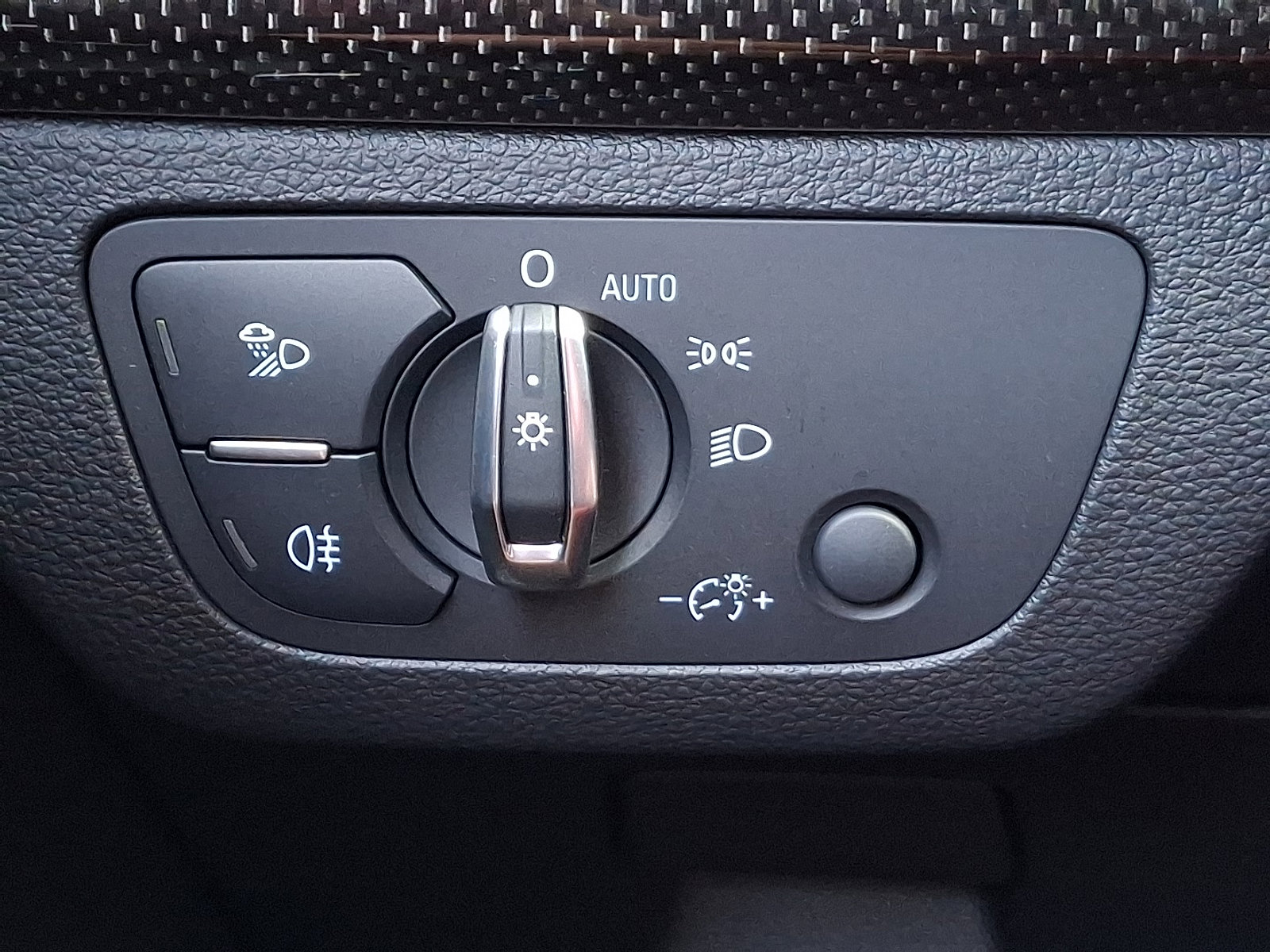 2023 Audi SQ5 Premium Plus photo 17