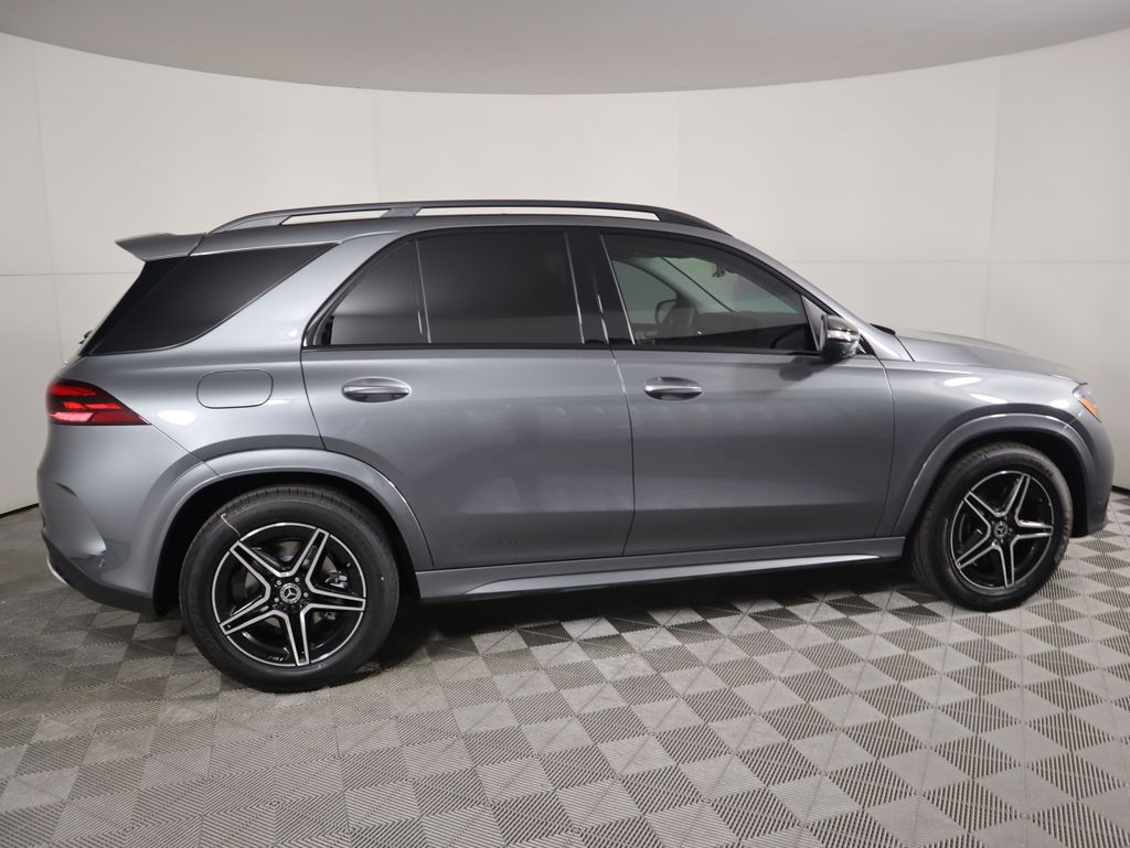 2026 Mercedes Benz GLE 450 4MATIC photo 3