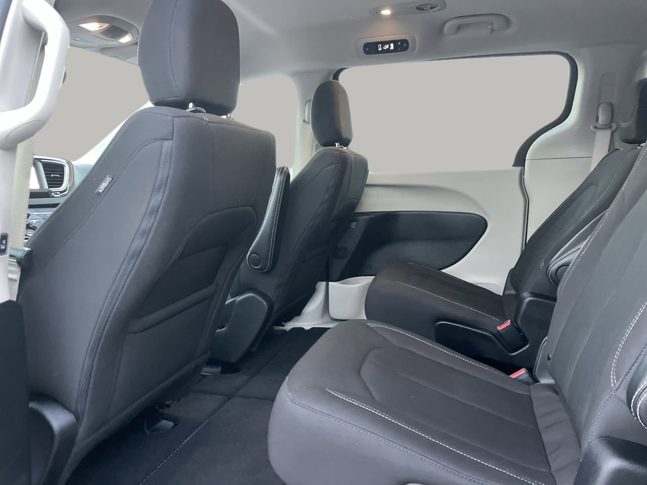 2024 Chrysler Voyager LX photo 15