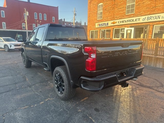 2026 Chevrolet Silverado 2500HD Custom photo 4