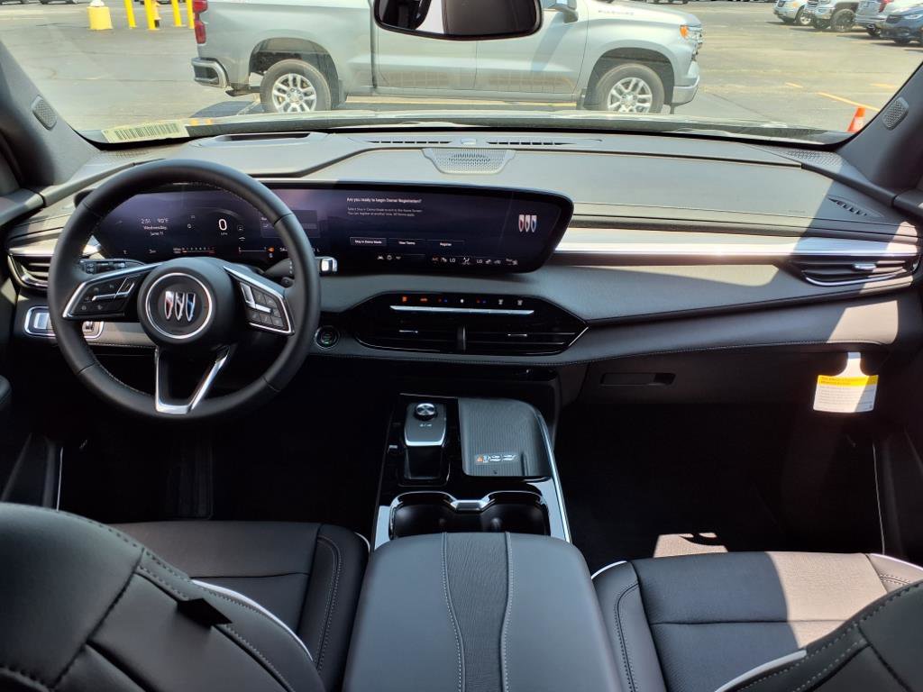 2025 Buick Enclave Preferred photo 5