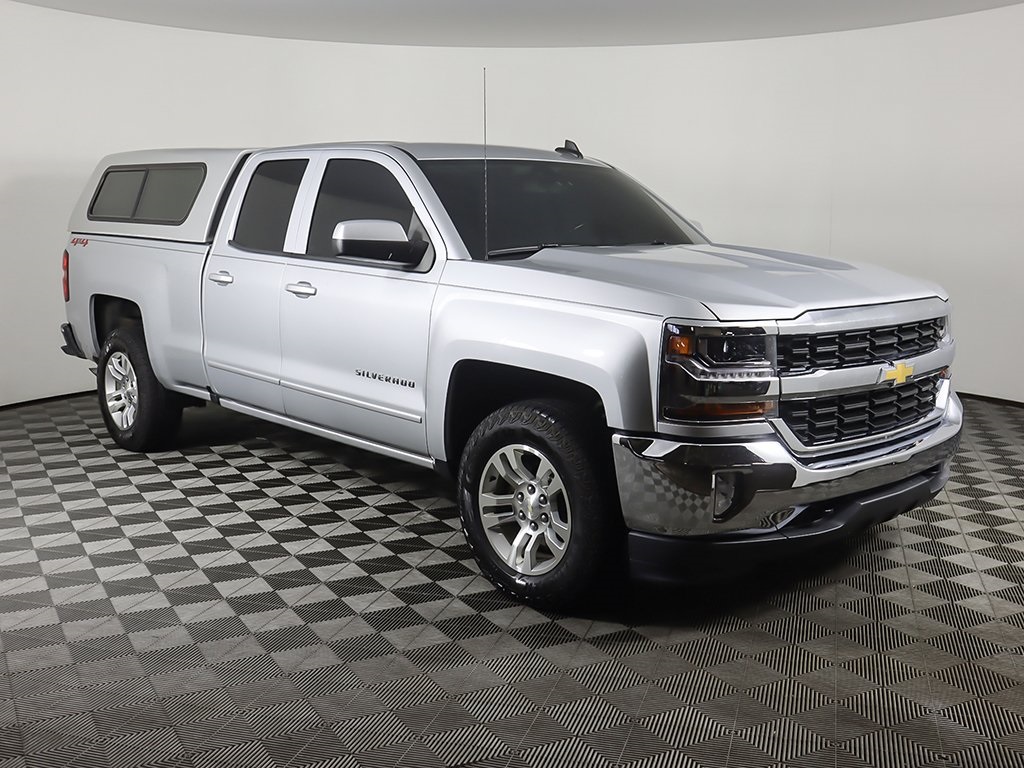 Used 2019 Chevrolet Silverado 1500 LD LT with VIN 2GCVKPEC4K1116398 for sale in Cleveland Heights, OH