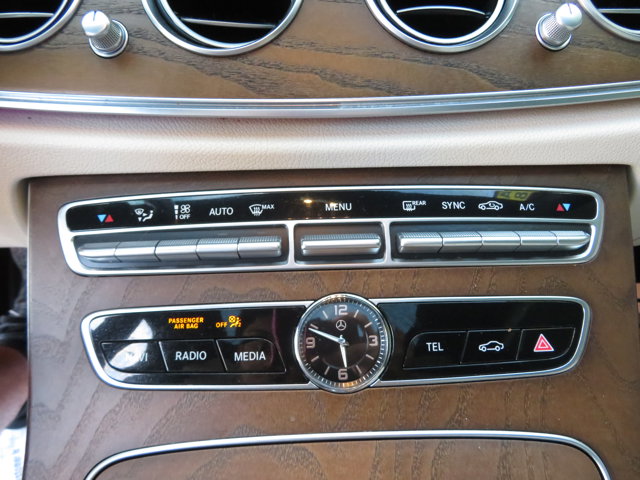 2018 Mercedes Benz E 300 photo 22