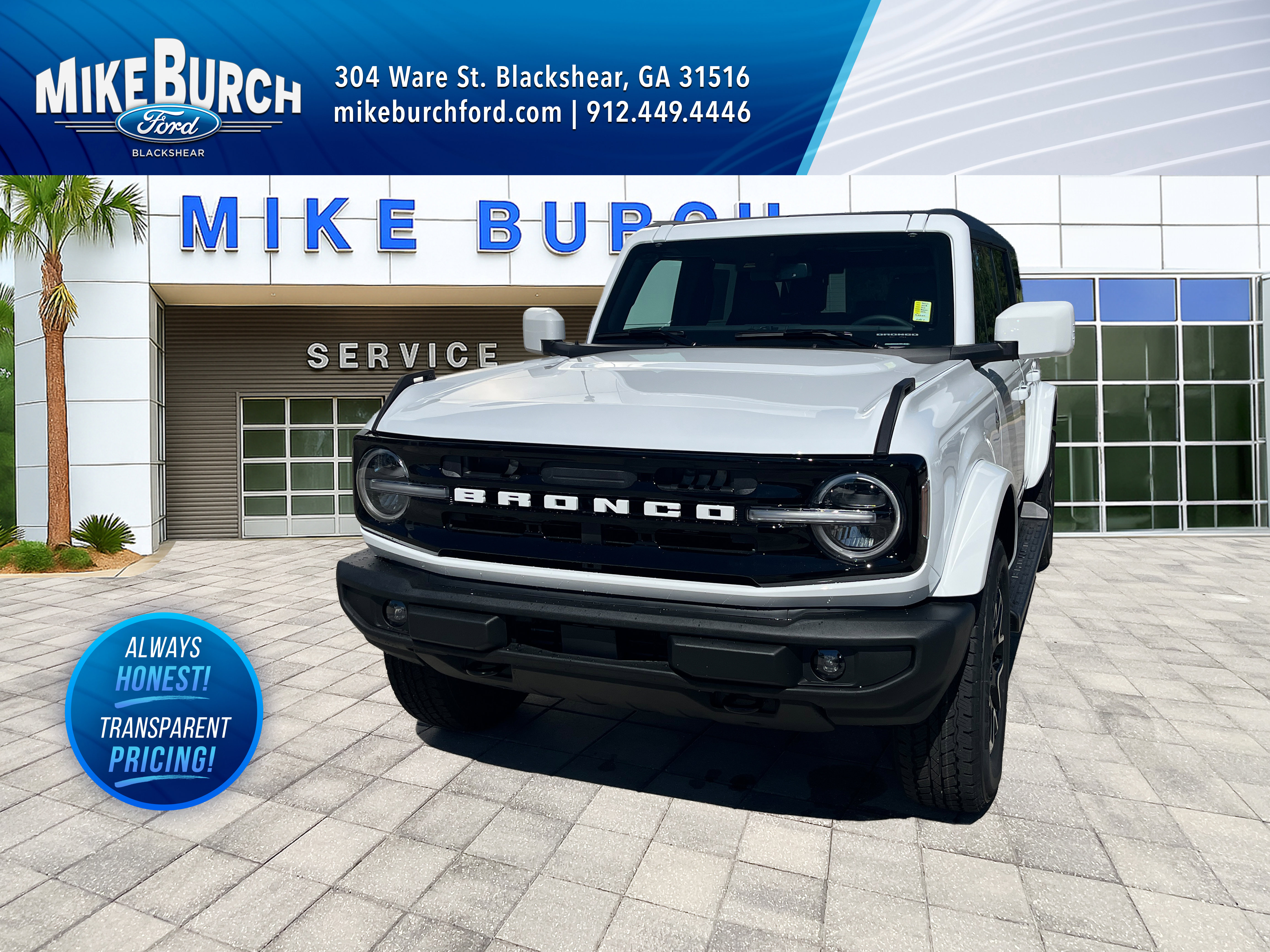 2025 Ford Bronco 4-Door Outer Banks's photo