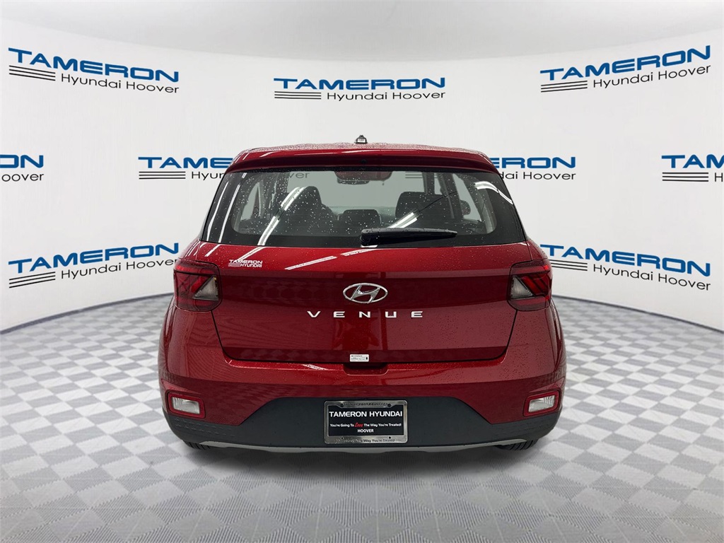 2026 Hyundai Venue SE photo 3
