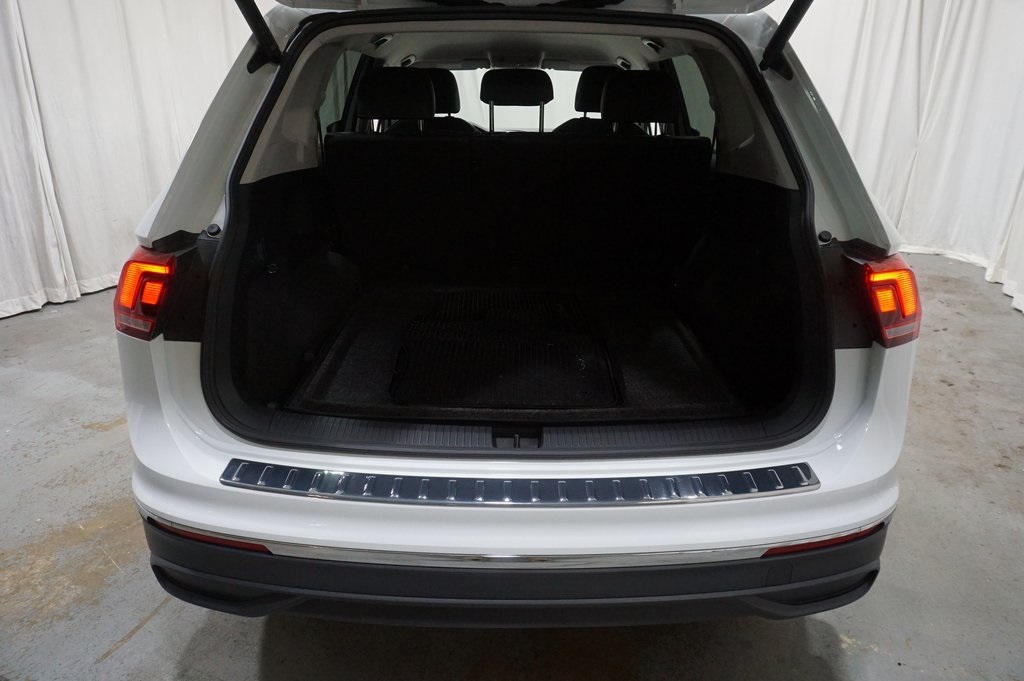 2024 Volkswagen Tiguan Wolfsburg Edition photo 24
