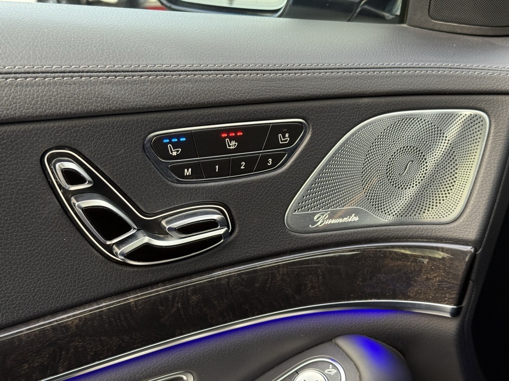 2018 Mercedes Benz S 560 photo 3