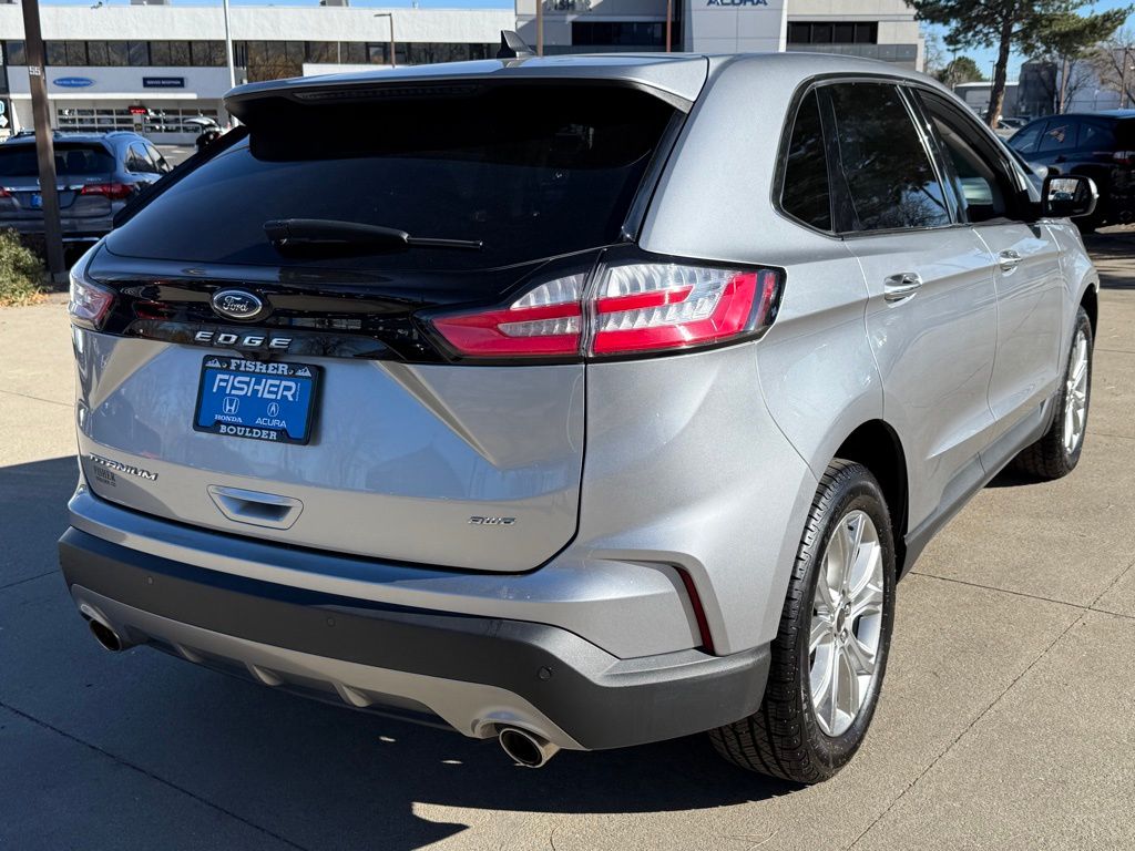 2023 Ford Edge Titanium photo 4