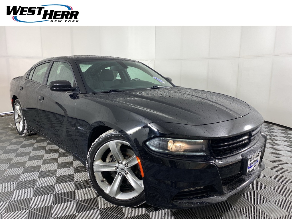 2018 Dodge Charger R/T's photo