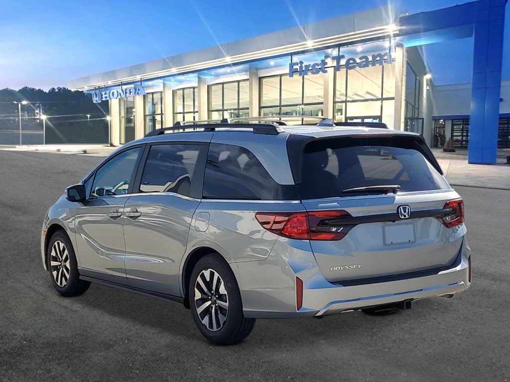2026 Honda Odyssey EX-L photo 2