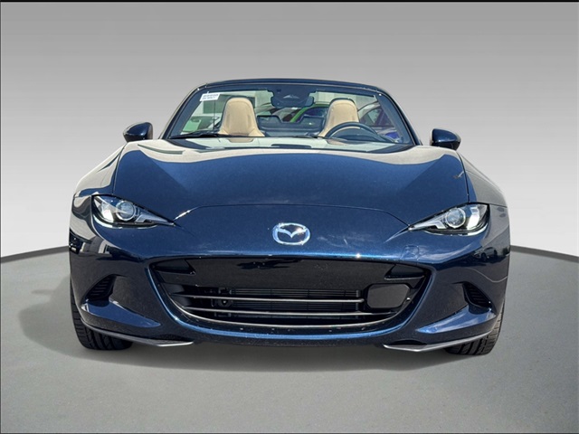 2025 Mazda MX-5 Miata Miata Grand Touring photo 2