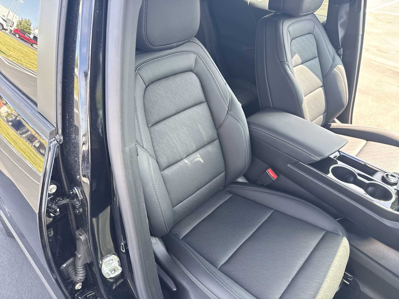 2026 Chevrolet Equinox LT photo 21