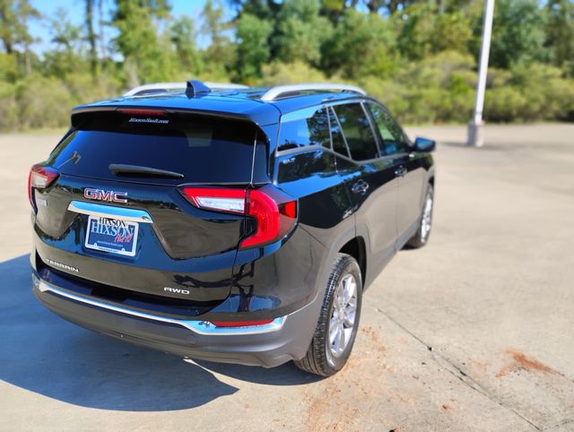 2024 Gmc Terrain SLT photo 2