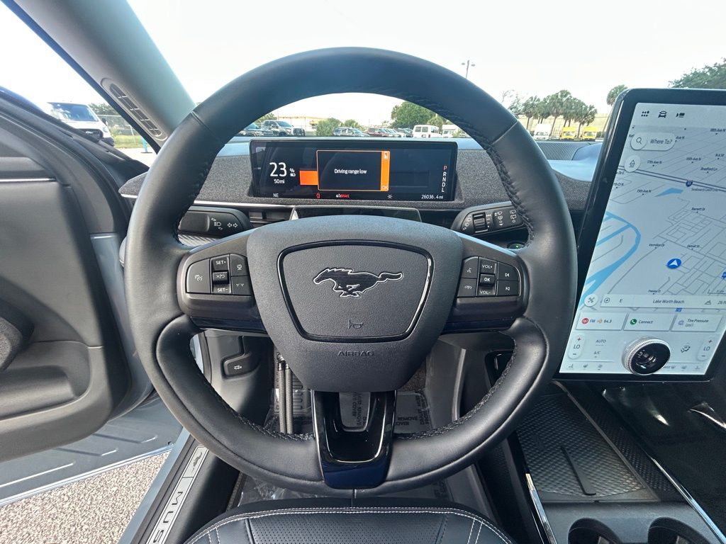 2023 Ford Mustang Mach-E Premium photo 15