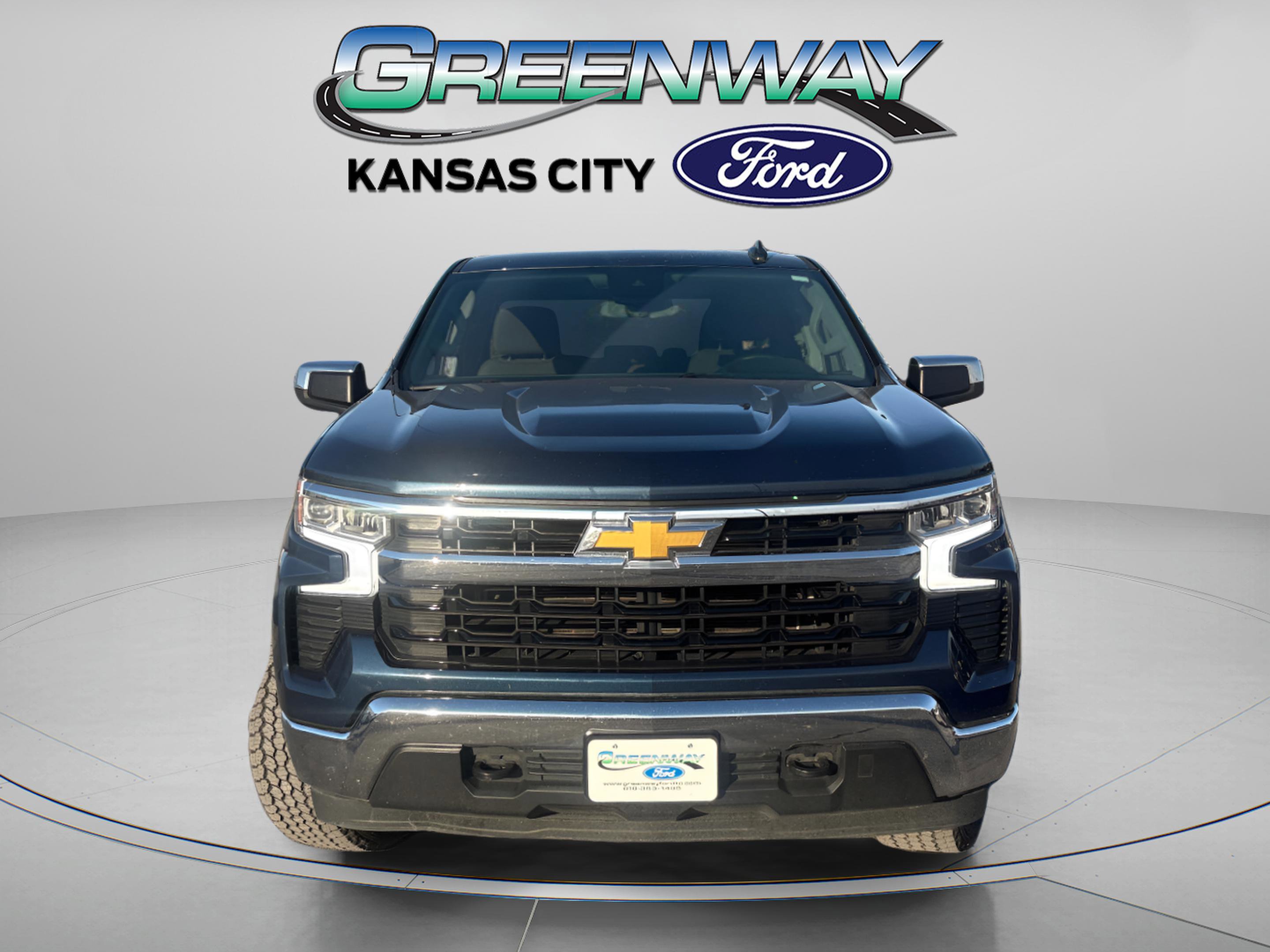 Used 2022 Chevrolet Silverado 1500 LT with VIN 1GCUDDED9NZ580828 for sale in Kansas City