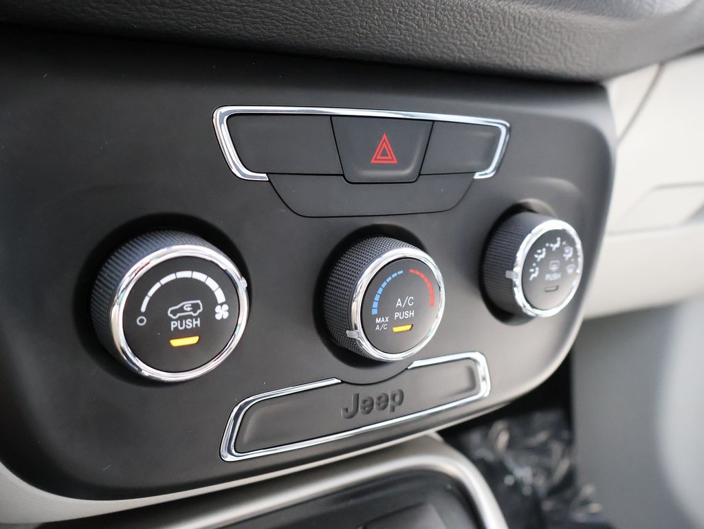2018 Jeep Compass Latitude photo 34