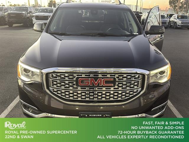 2017 GMC Acadia Denali's photo