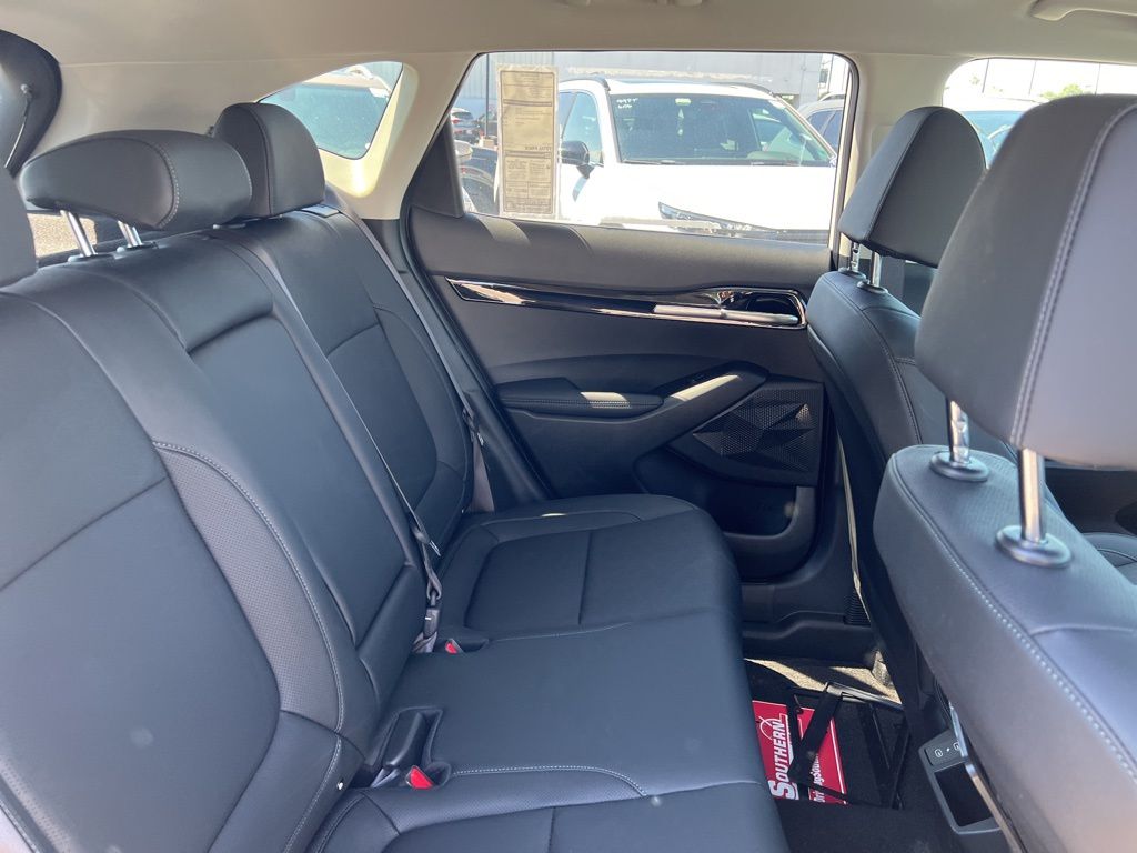 2024 Kia Seltos SX photo 22