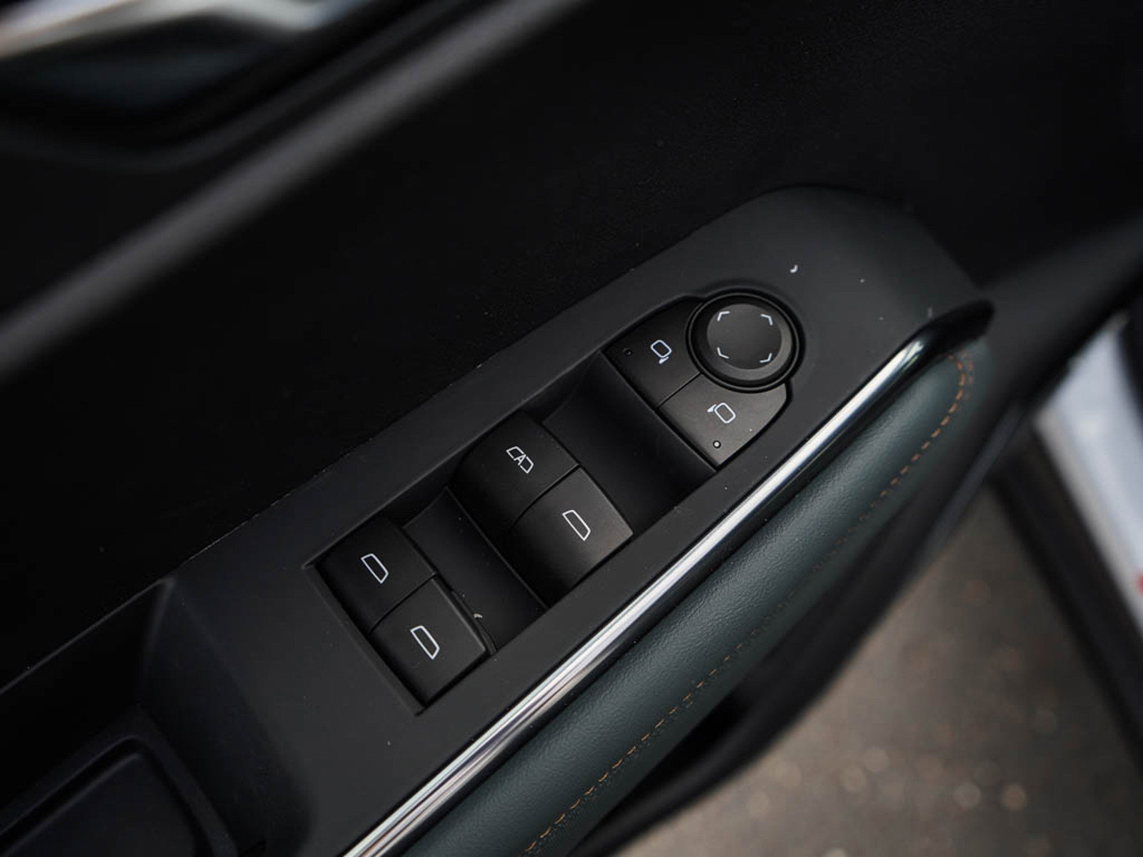 2025 Gmc Acadia AT4 photo 17