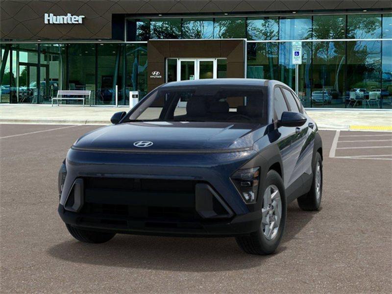 2025 Hyundai Kona SE photo 4