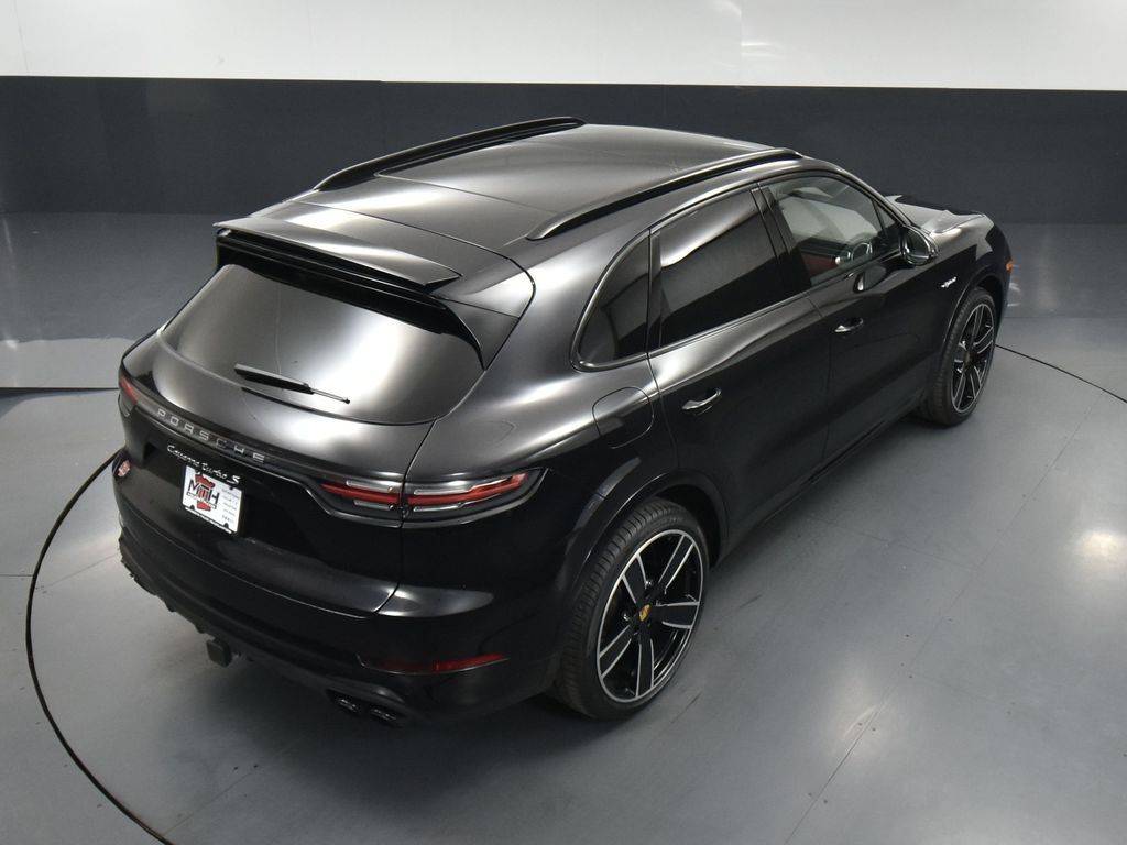 2022 Porsche Cayenne E-Hybrid Turbo S photo 49