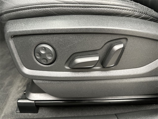 2018 Audi Q5 2.0T Premium Plus photo 4