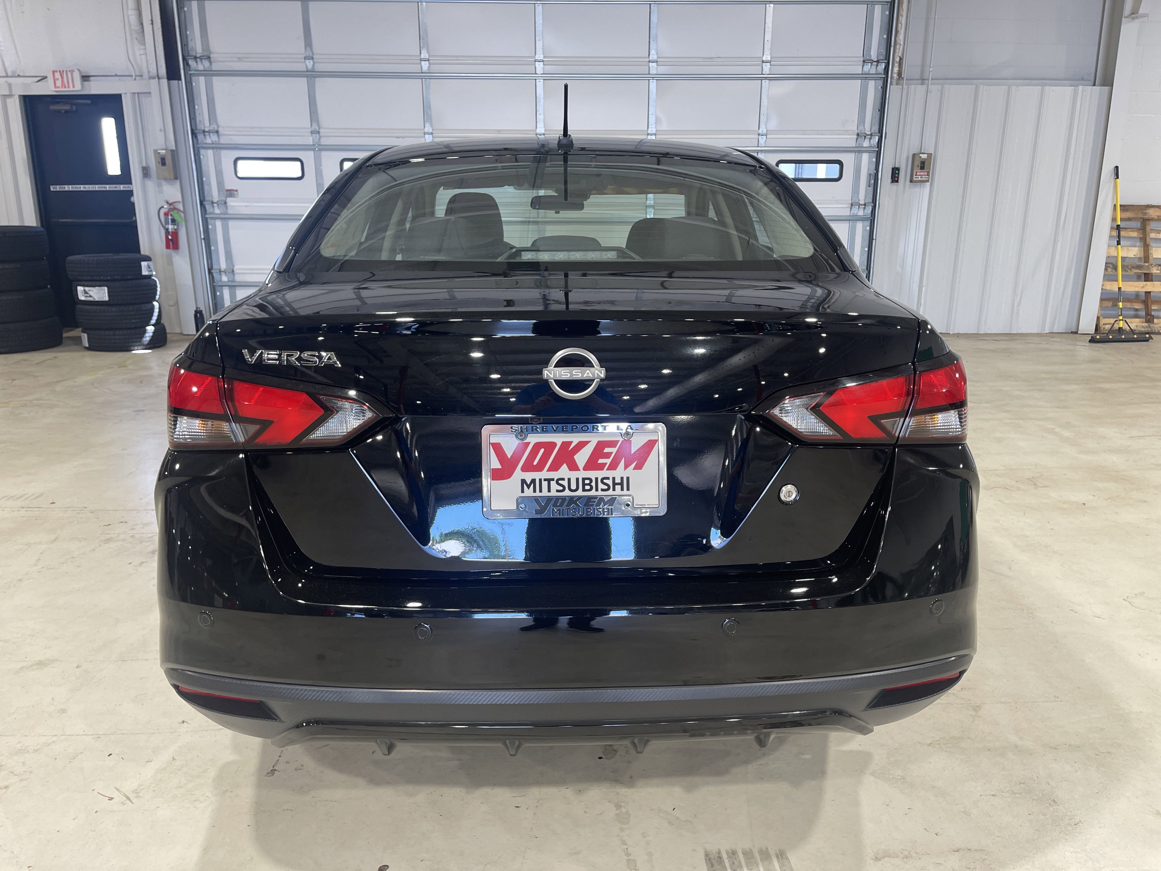 2024 Nissan Versa S photo 4