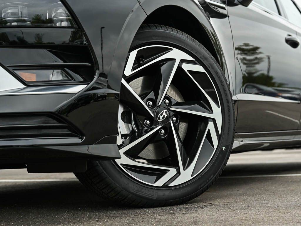 2025 Hyundai Sonata SEL Convenience photo 3