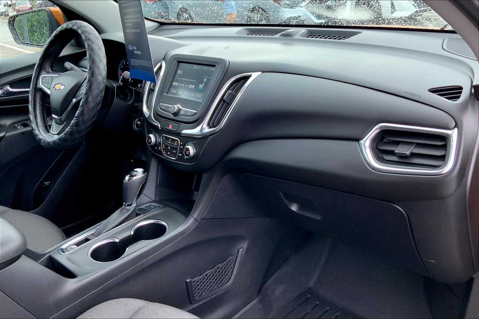 2018 Chevrolet Equinox LT photo 15