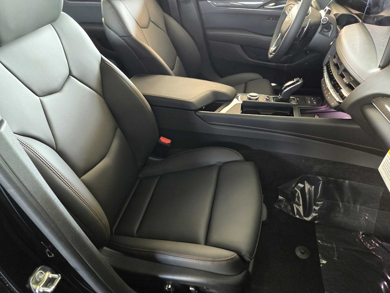 2026 Cadillac CT5 V photo 9
