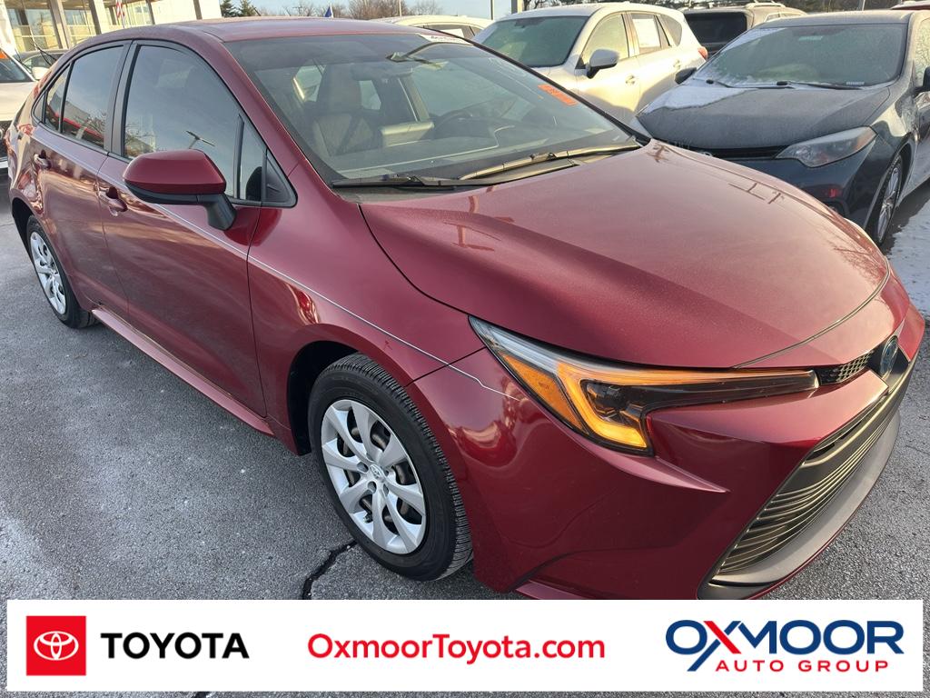 2023 Toyota Corolla LE's photo