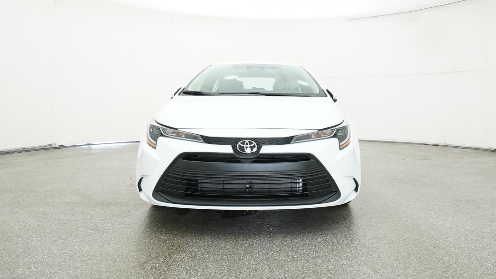 2025 Toyota Corolla LE photo 2