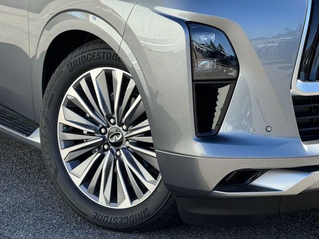 2025 Infiniti QX80 Sensory photo 4