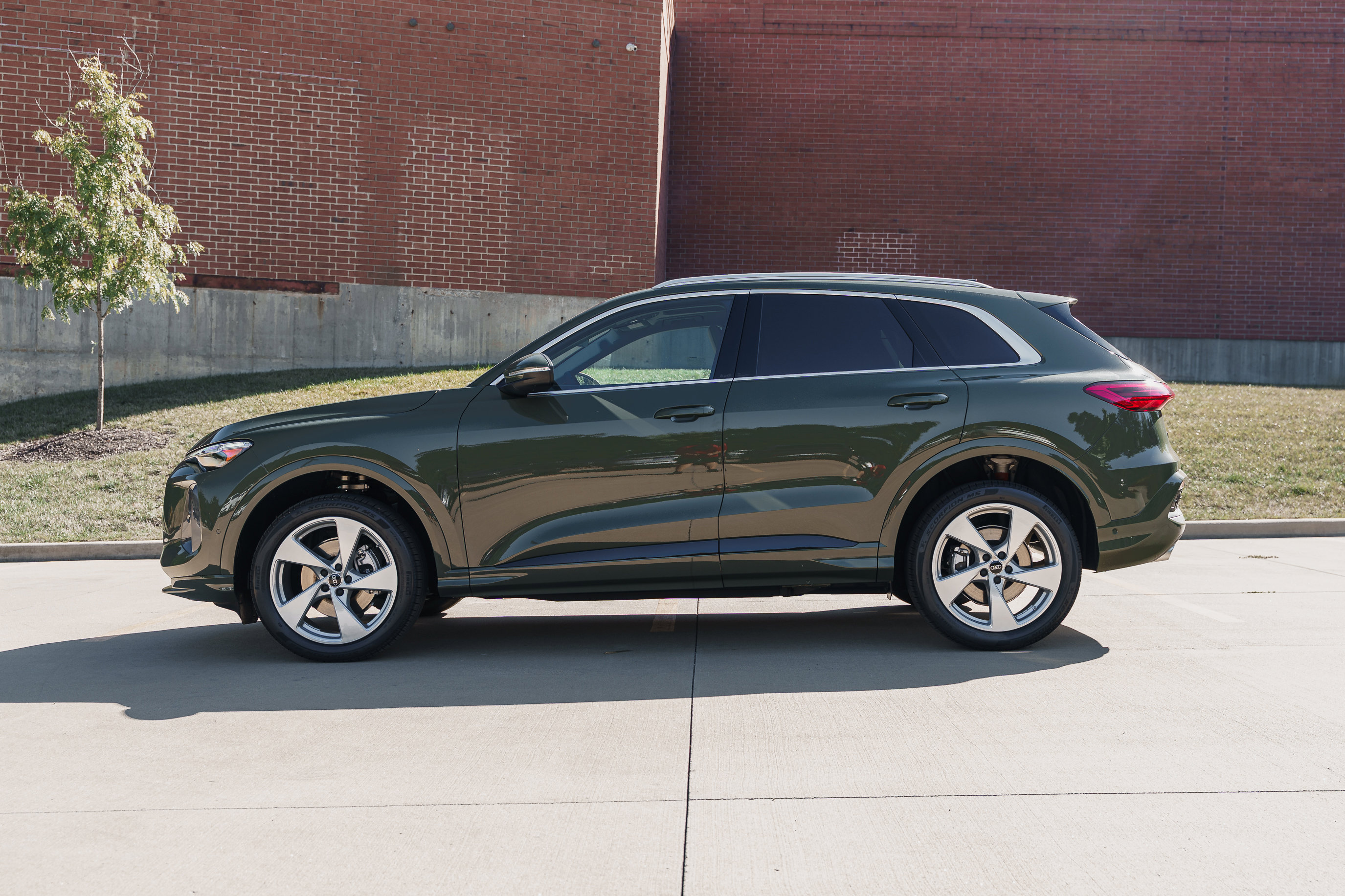 2025 Audi Q5 Premium Plus photo 6