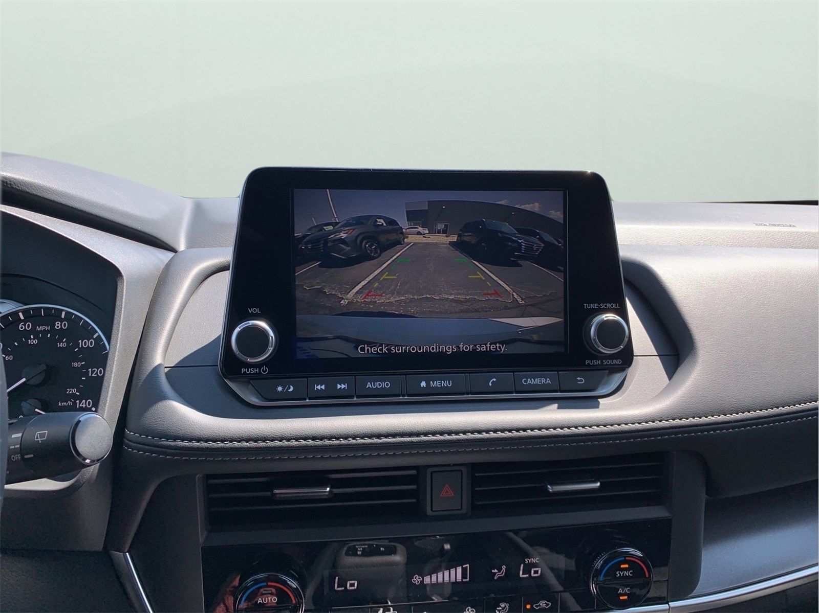 2026 Nissan Rogue SV photo 23