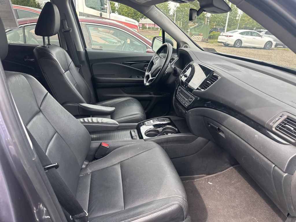 2021 Honda Pilot Touring photo 7