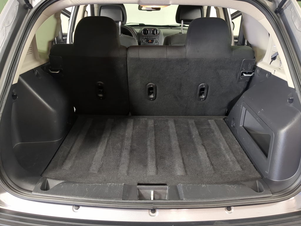 2016 Jeep Compass Sport photo 15