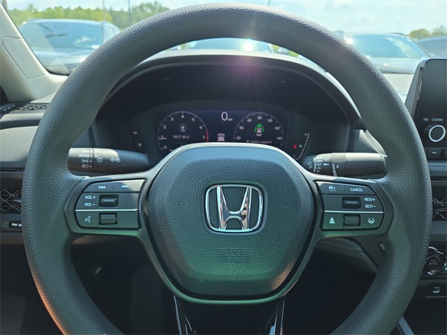 2025 Honda Accord LX photo 9