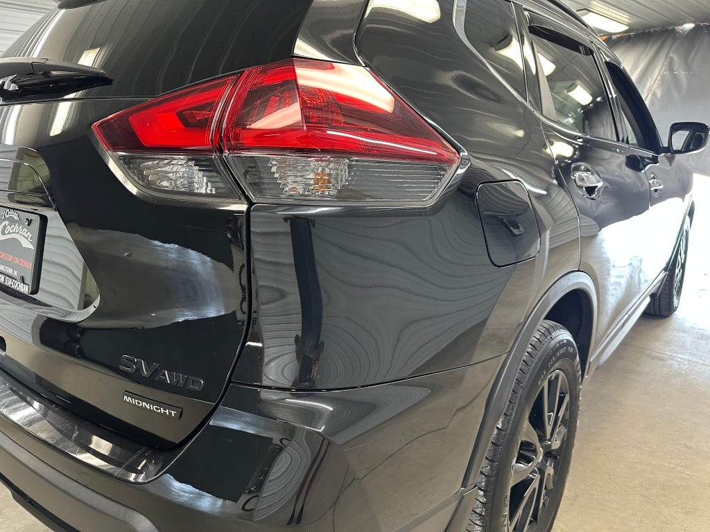 2018 Nissan Rogue SV photo 20