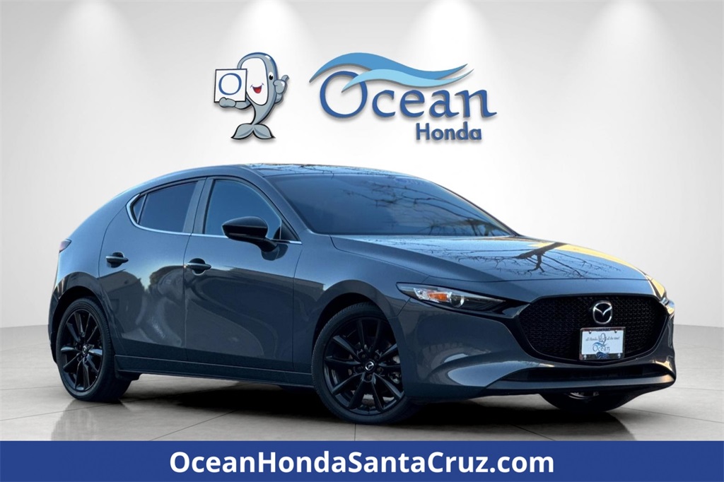 2025 Mazda Mazda3 Carbon Edition's photo