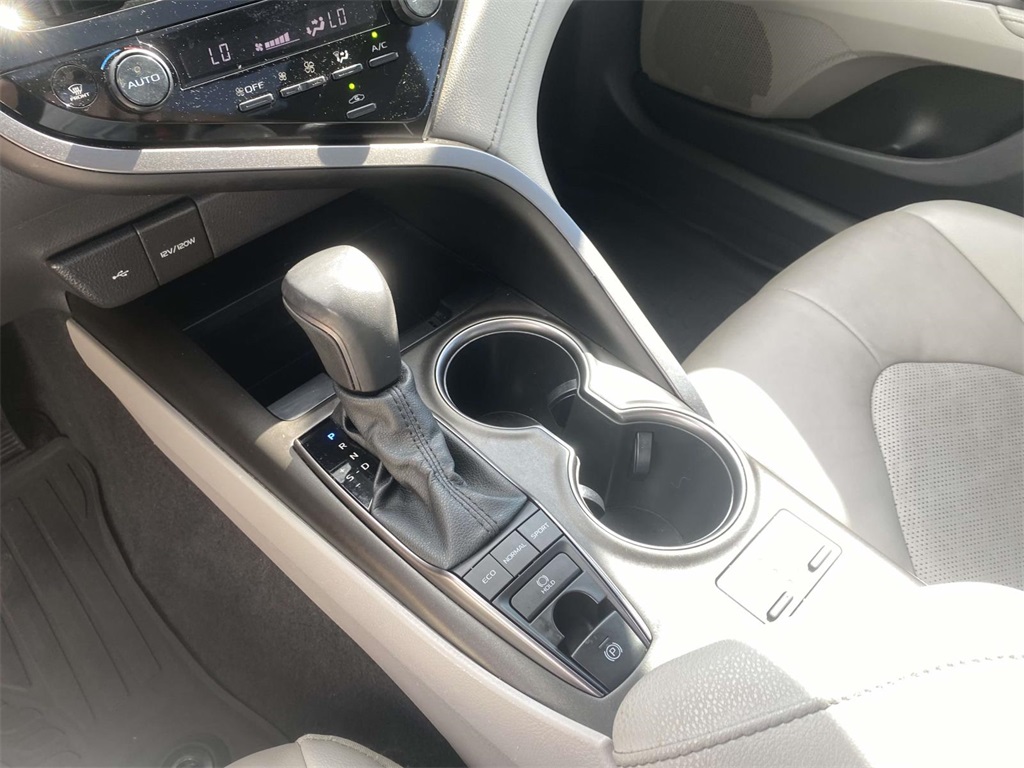 2021 Toyota Camry XSE photo 15