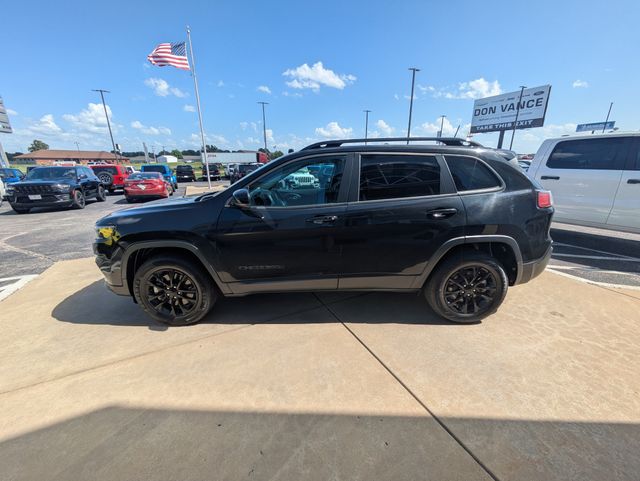 2023 Jeep Cherokee Altitude photo 3