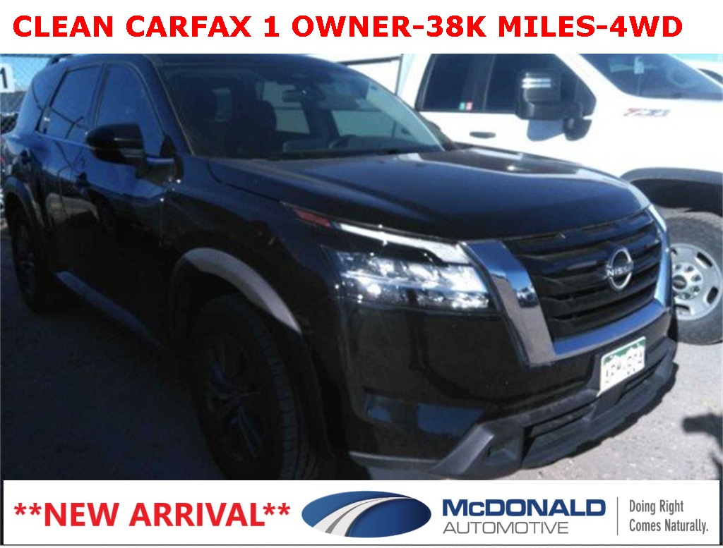 2022 Nissan Pathfinder SV