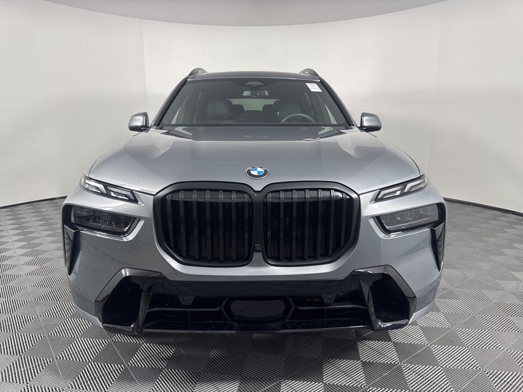 2025 Bmw X7 xDrive40i photo 2