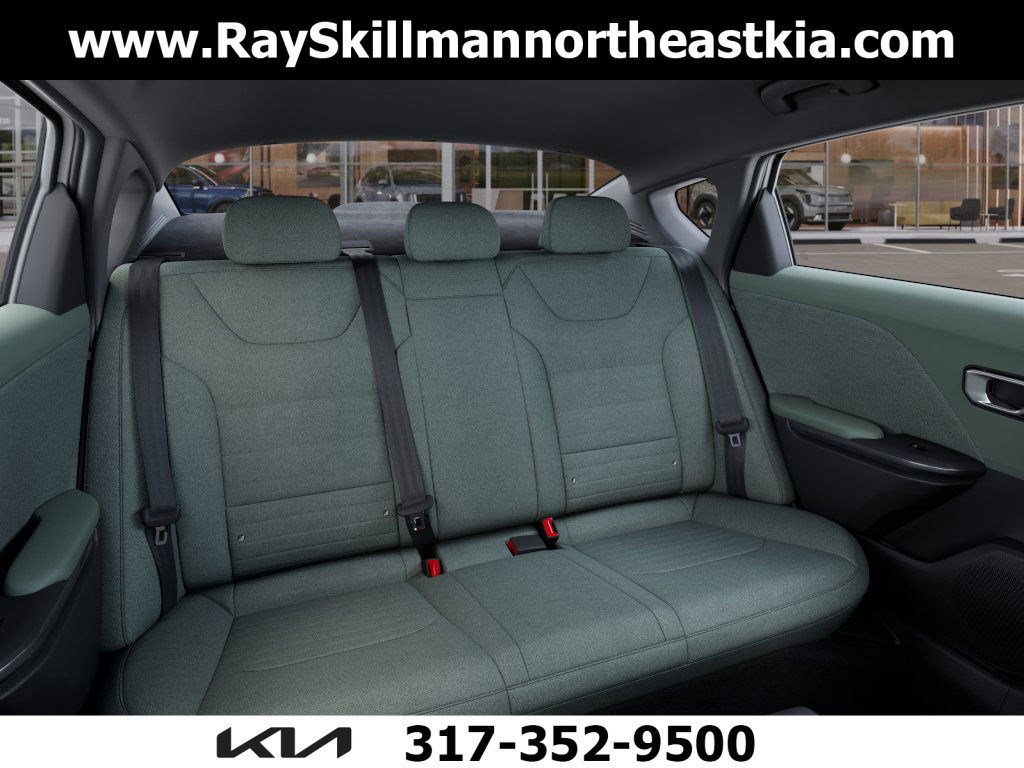 2025 Kia K4 EX photo 15
