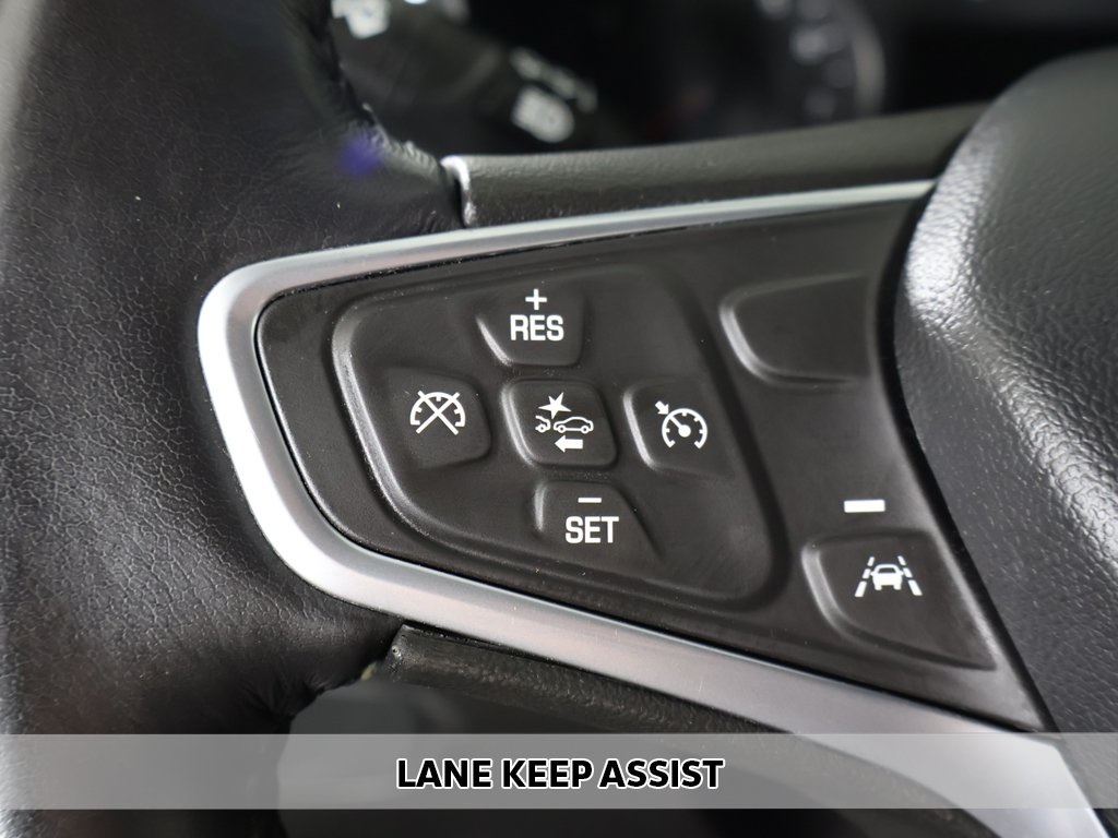 2022 Chevrolet Equinox LT photo 3