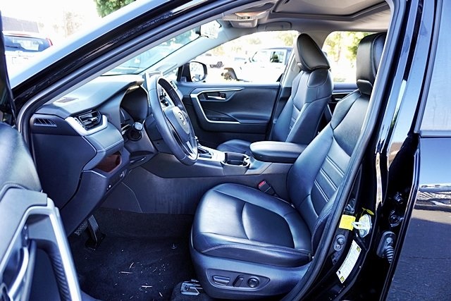 Used 2019 Black Toyota Limited image 13