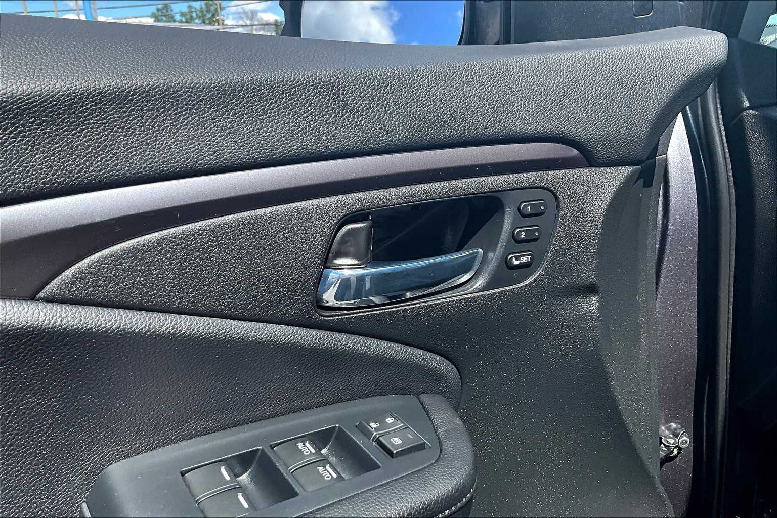 2022 Honda Pilot Special Edition photo 30