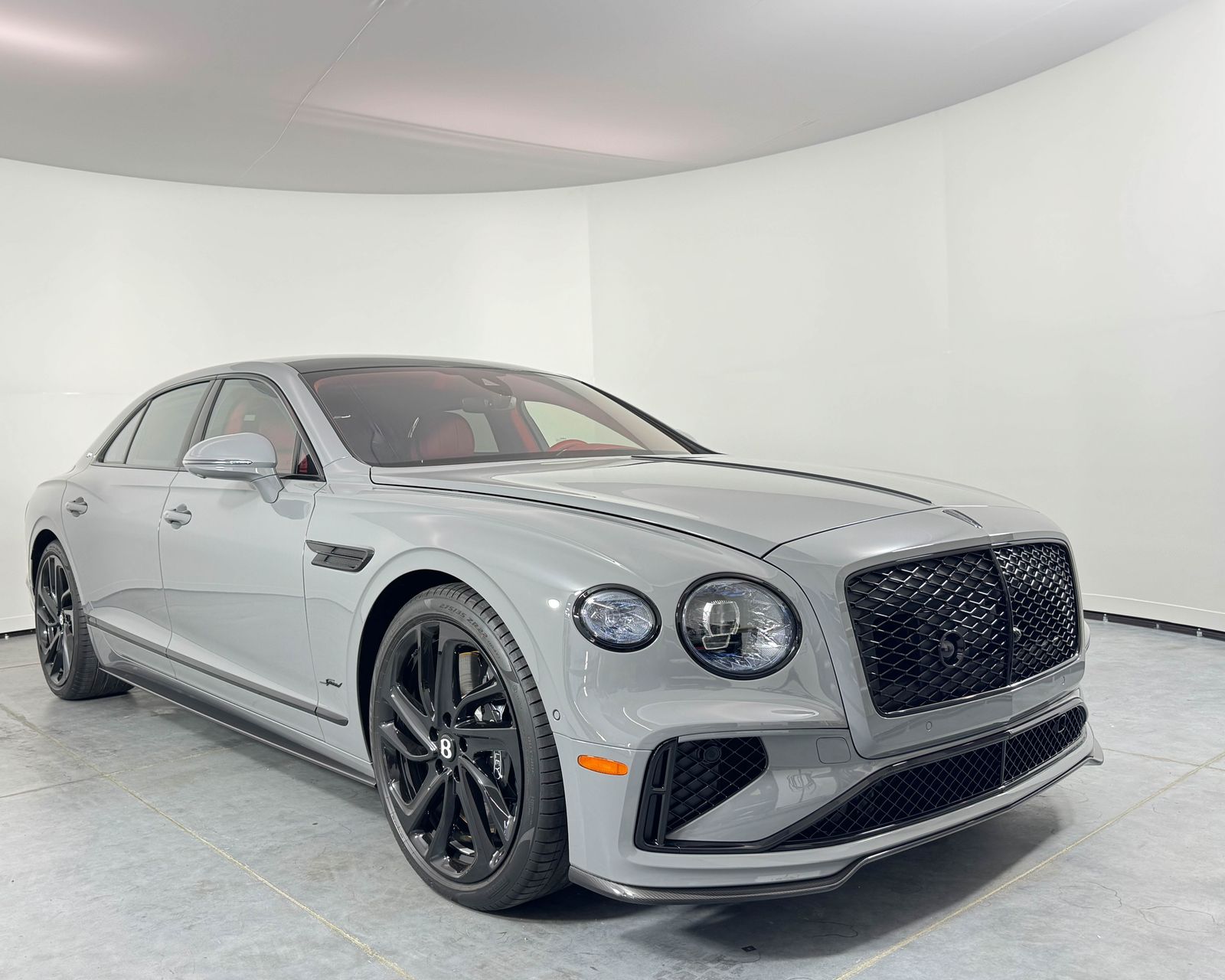 2025 Bentley Flying Spur Speed's photo