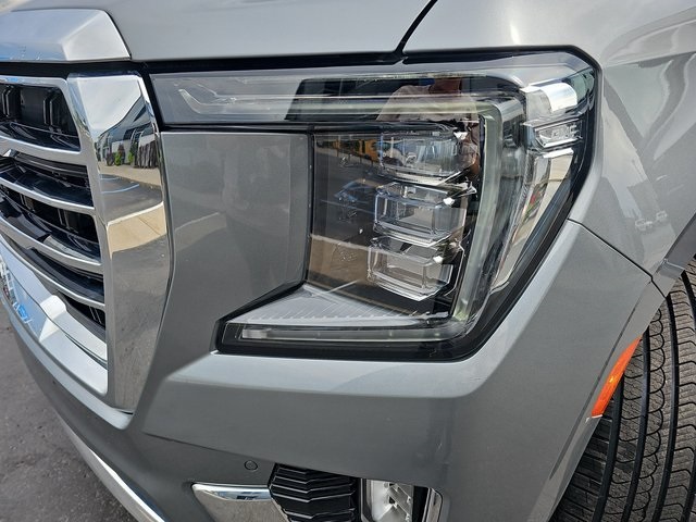 2023 Gmc Yukon SLT photo 36